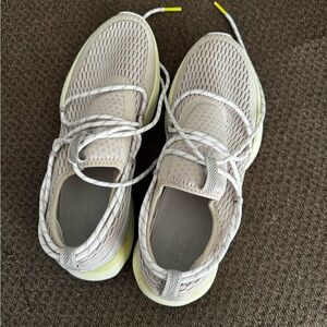 Sorel KINETIC IMPACT LACE Womens Sneaker Dark Stone Lime Shoe Athletic Size 9